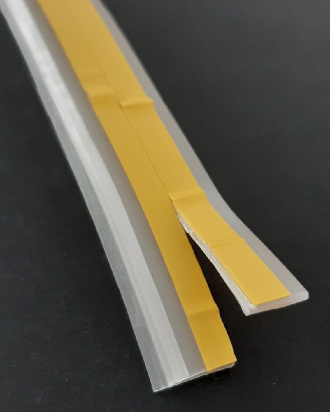 Sealing profile for back panels transparent 5m
