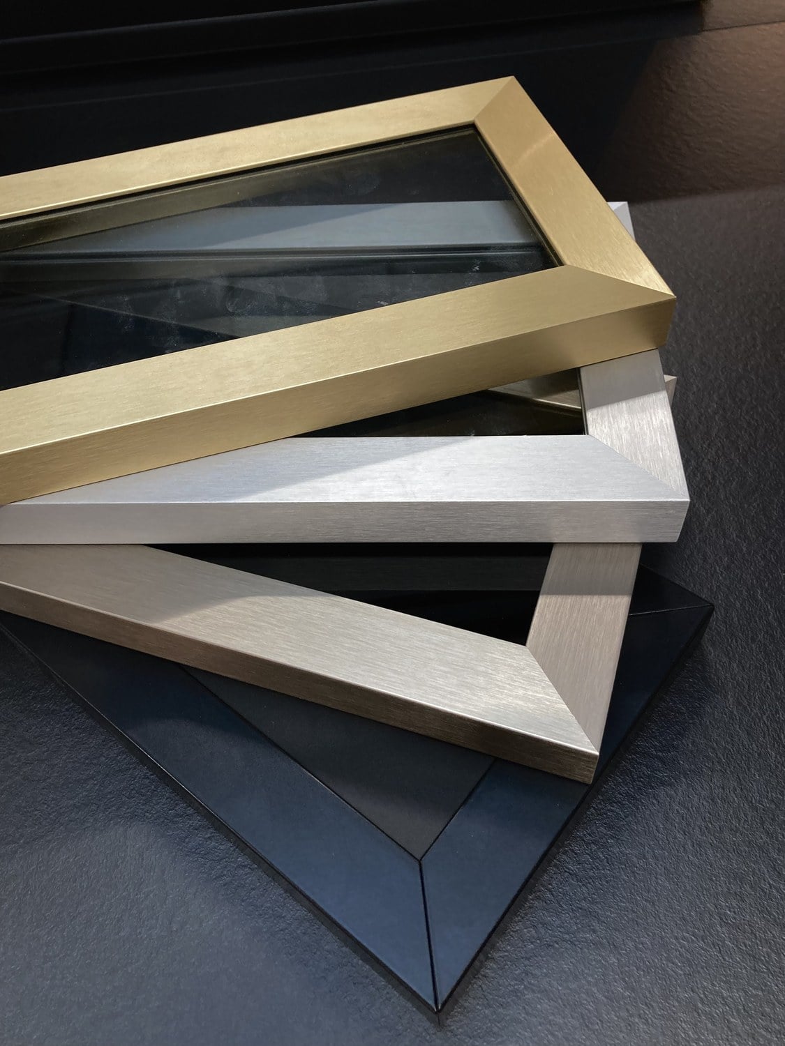 Samples of frames I + K profile + glass, 297x150 mm