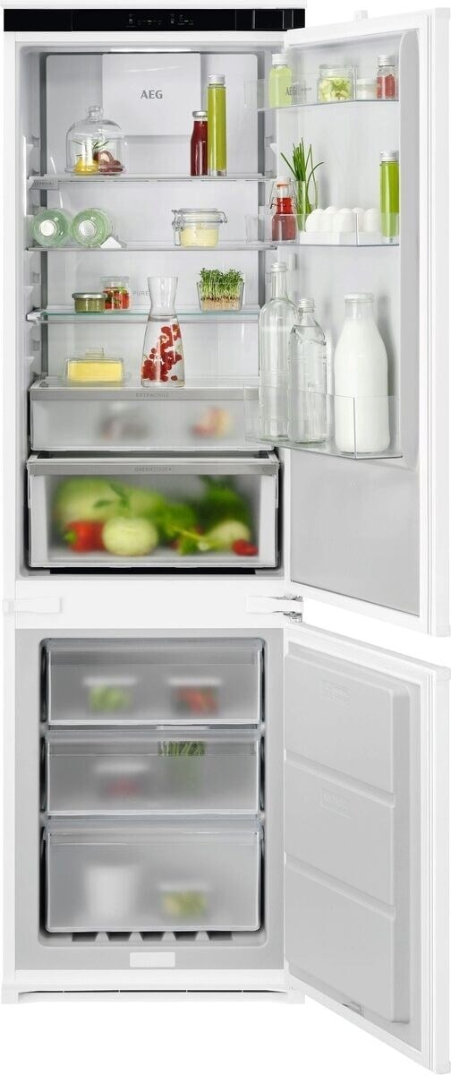 Built-in fridge with No Frost freezer, PREMIER LINE series, AEG PCB8000SD