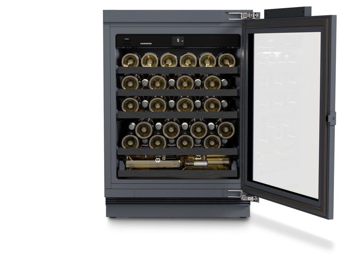 Freestanding wine cooler Liebherr UWpri 3761