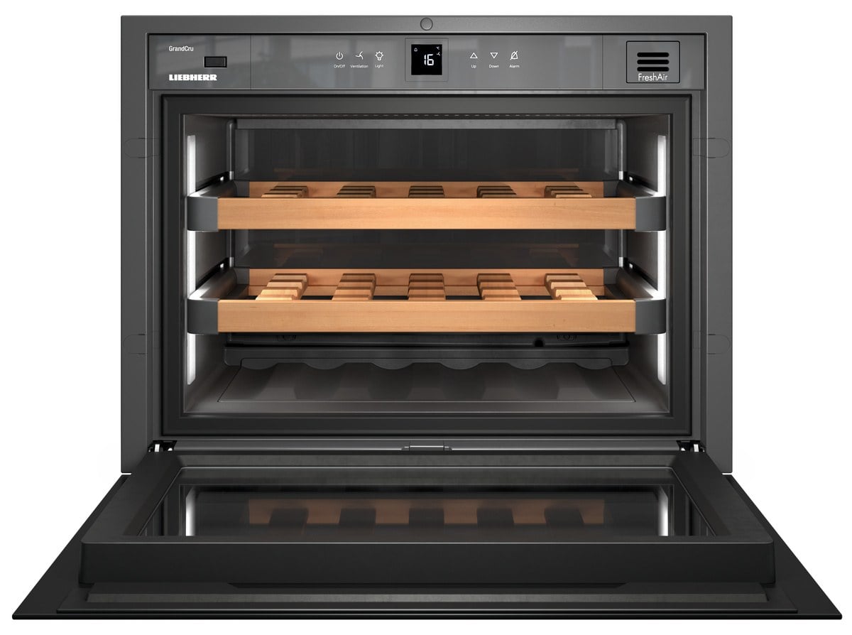 Built-in wine cellar LIEBHERR WKEgb 582