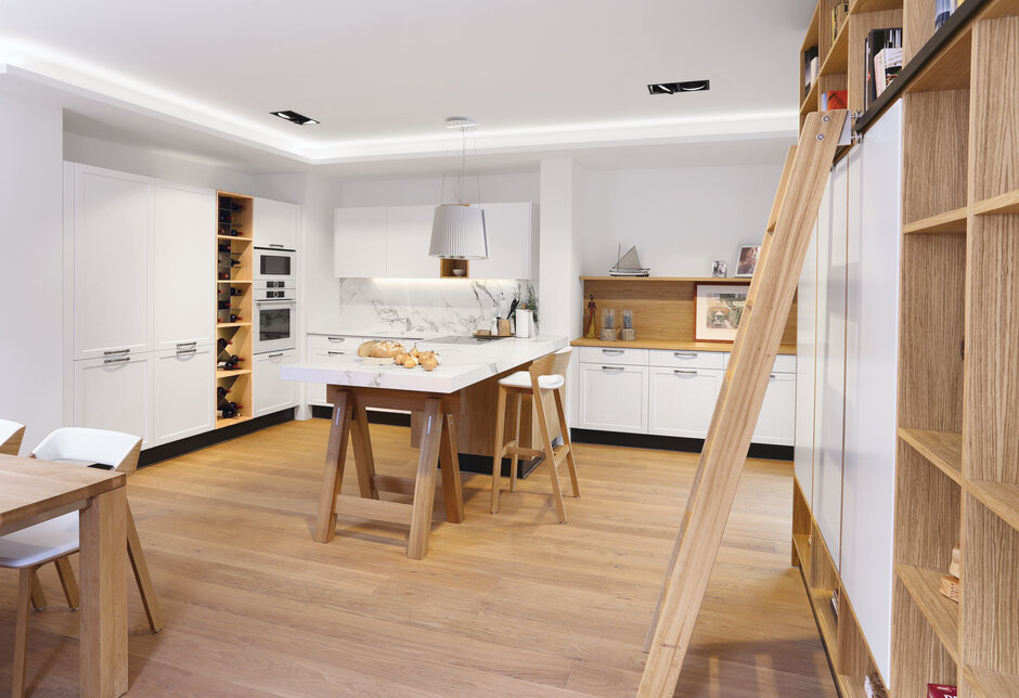 White Matt | Brushed Oak