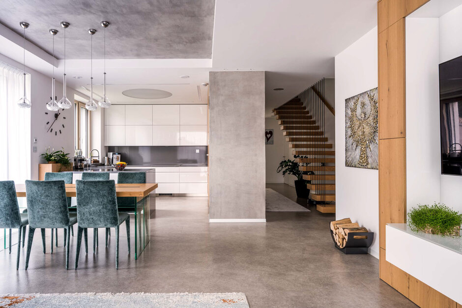 White Gloss | Antique Oak