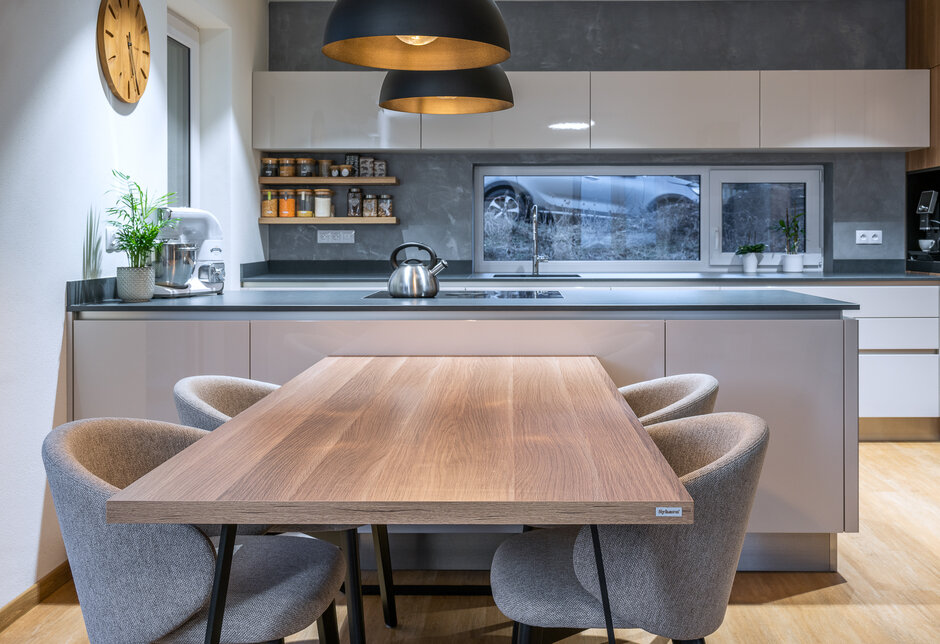 Kashmir Lesk | Dub Fortuna